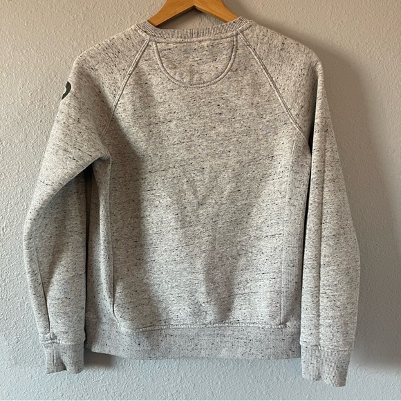 Carhartt Women's Gray Logo Sleeve Pullover Relaxed Fit Sweatshirt Size X-Small - Picture 9 of 9